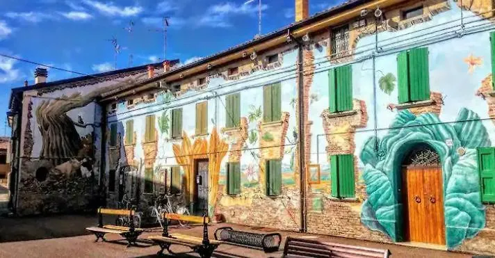 Apartamento Lamborghini - Terrace And Free Wi-Fi San Giovanni in Persiceto Italia